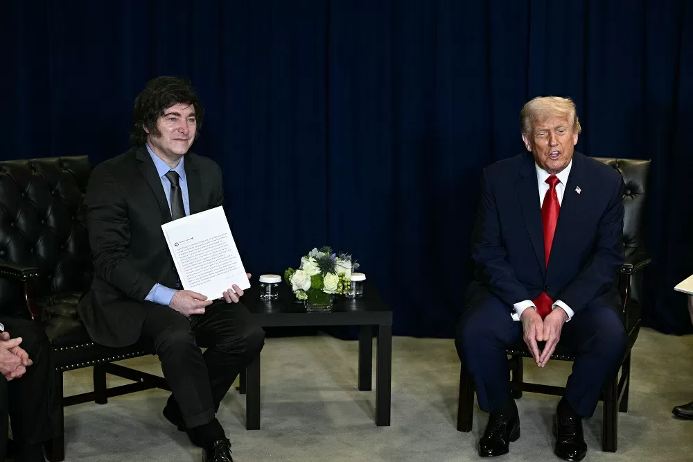 Milei elogia investida de Trump para ‘libertar o povo da Venezuela’