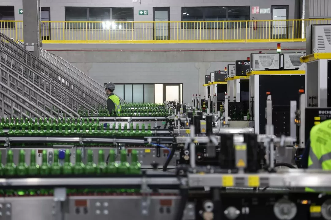 Ambev inaugura megafábrica de R$ 1 bilhão no Paraná
