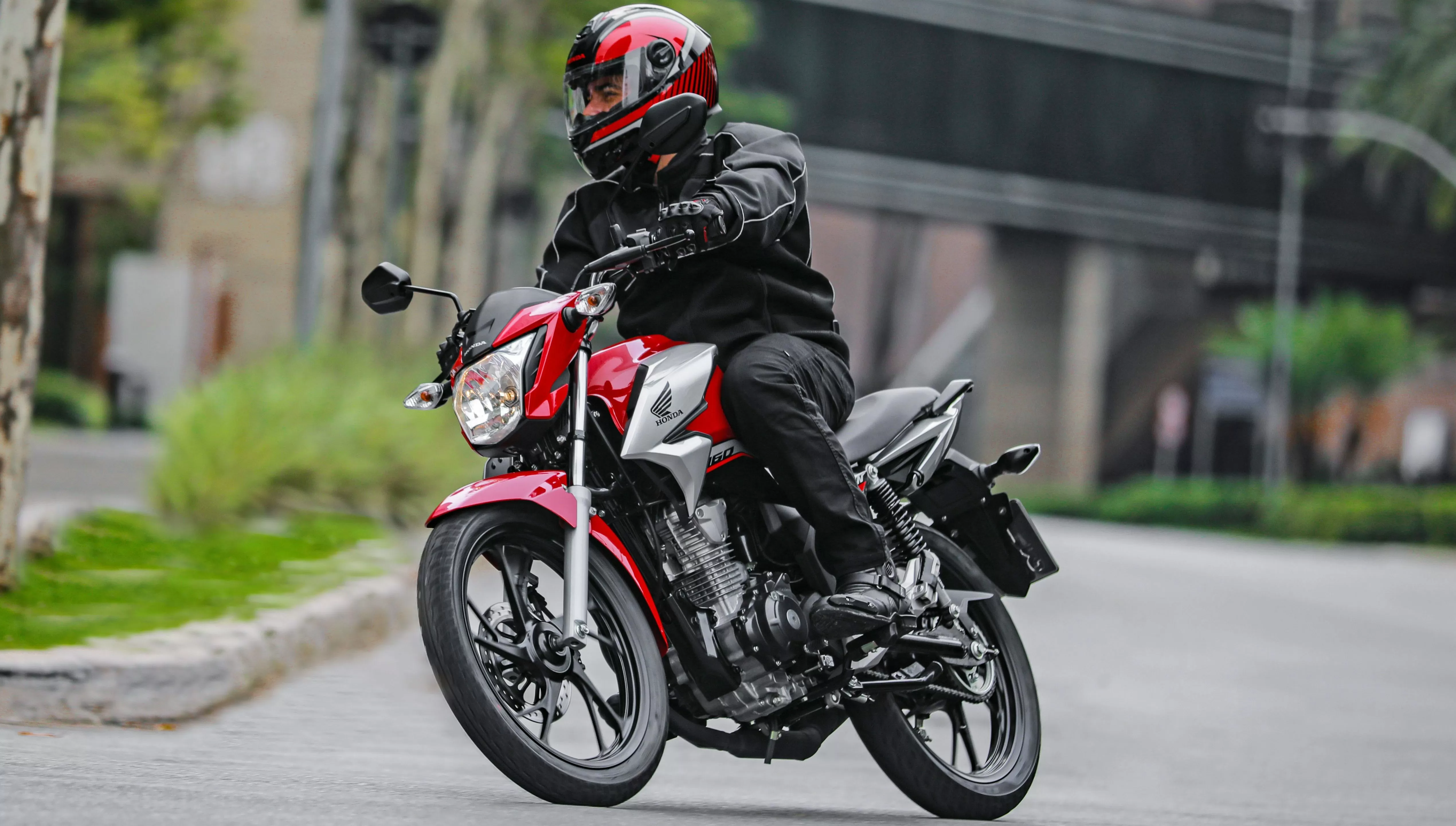 SP sanciona lei que isenta IPVA para 4,3 milhões de motos