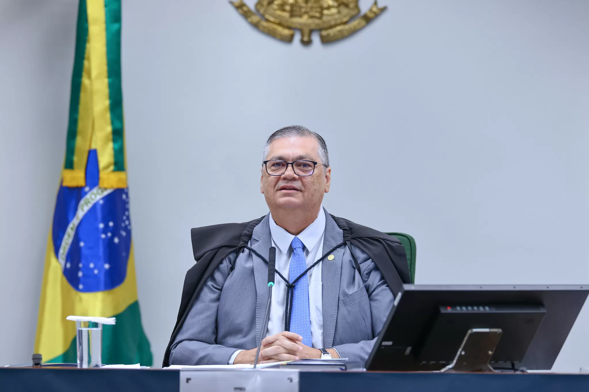 Dino suspende manobra do Congresso para retomar emendas do orçamento secreto