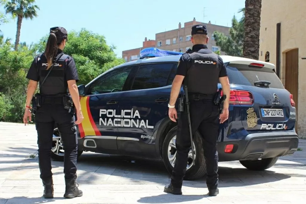 Polícia espanhola prende sete suspeitos de estelionato; três são brasileiros