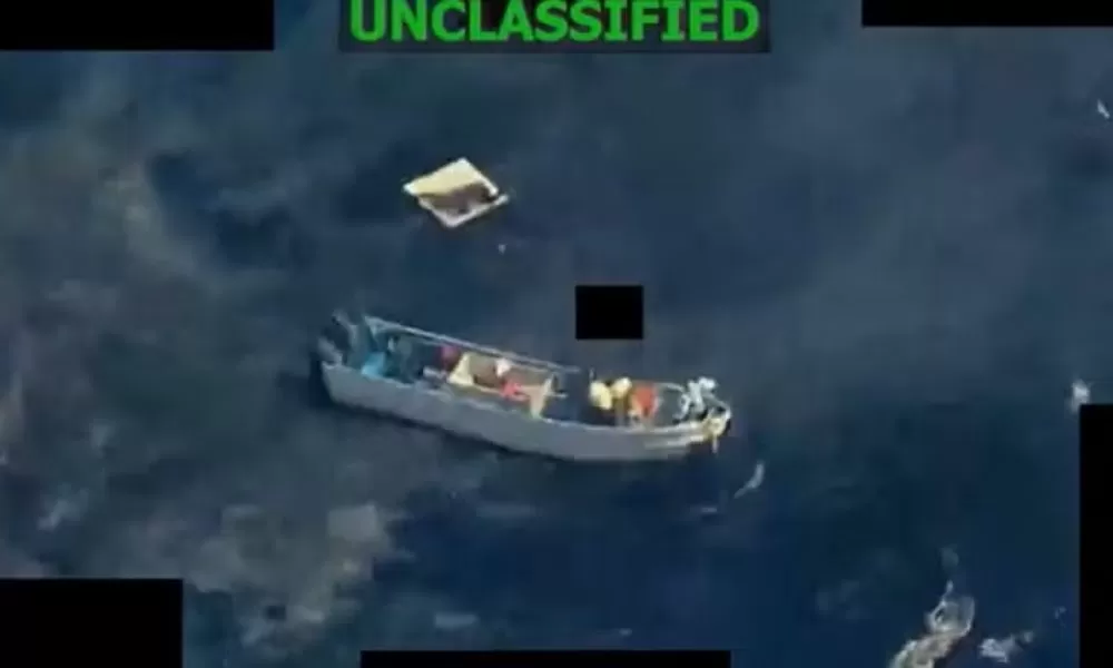 EUA atacam embarcações no Pacífico e matam ao menos oito pessoas