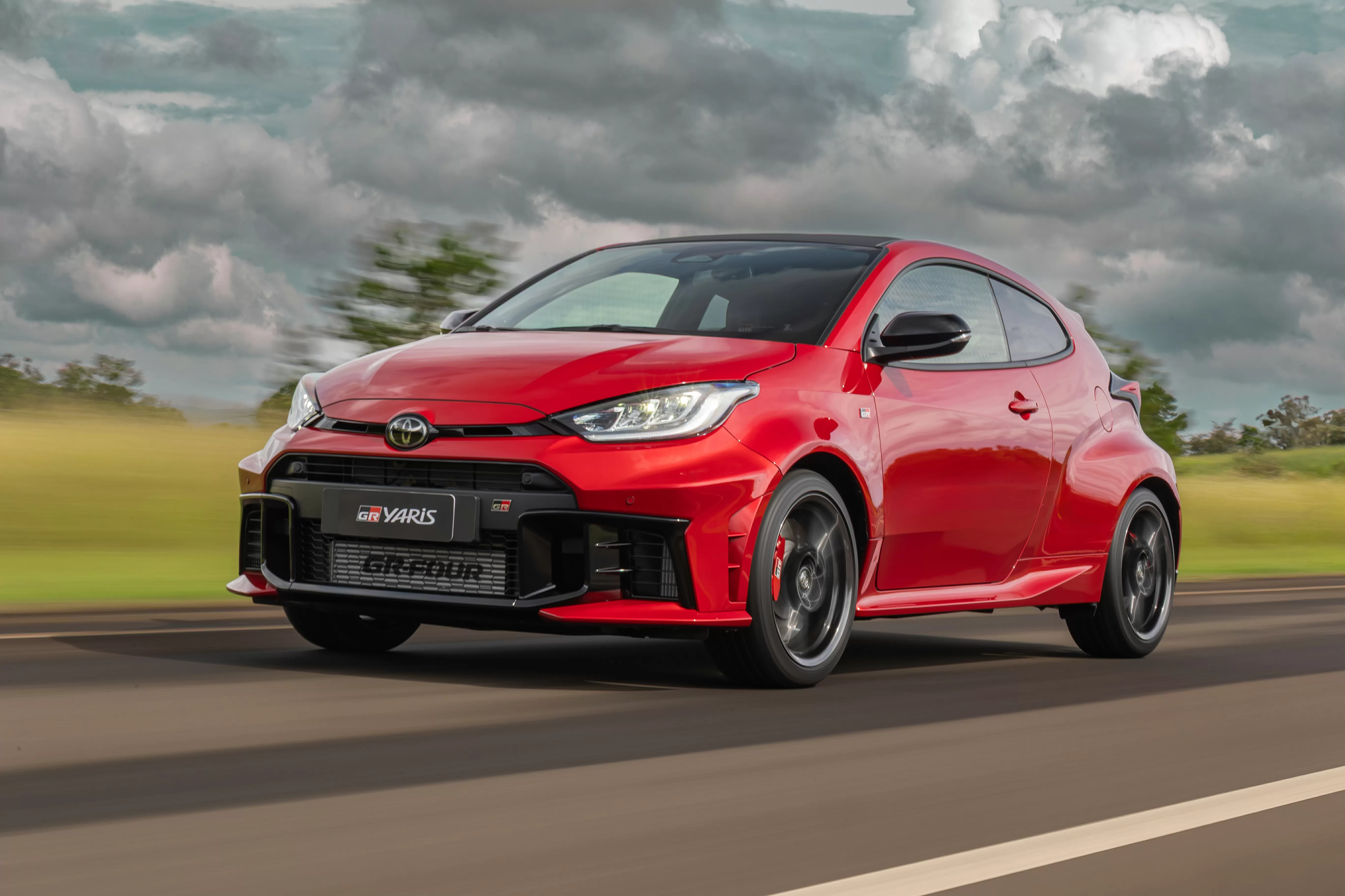 Presidente da Toyota diz que esportivos têm que ser barulhentos e ter cheiro de gasolina