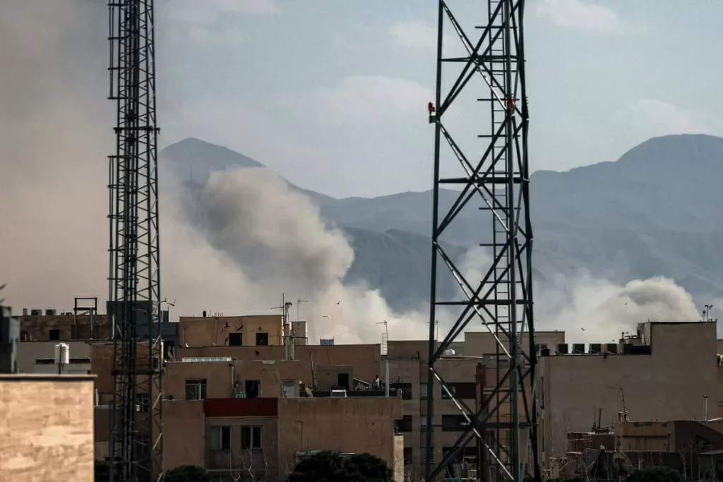 Ataques dos EUA e de Israel deixam 201 mortos no Irã, diz ONG iraniana