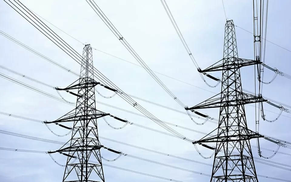 Setor da energia registou mais de 5.400 queixas em 2025 e expõem fragilidade na rede elétrica