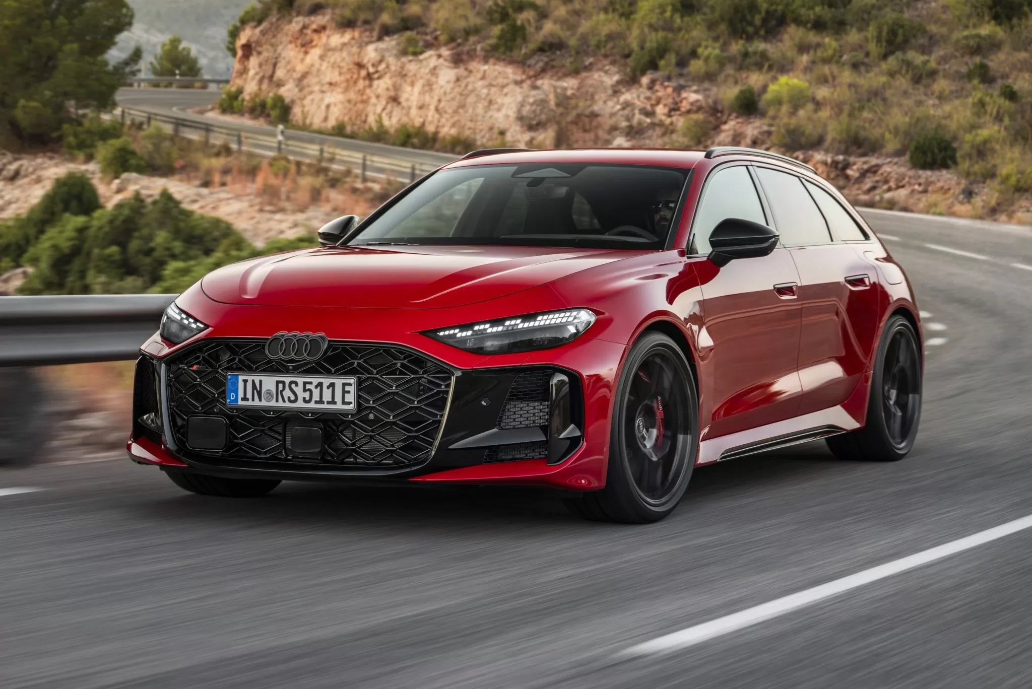 Novo Audi RS5 tem 639 cv e é o primeiro esportivo híbrido plug-in da marca