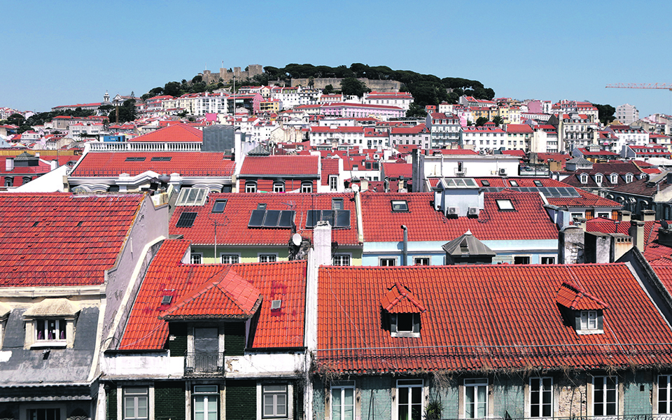 Apoios à reconstrução de casas até 5.000 euros concedidos com fotos e sem vistoria