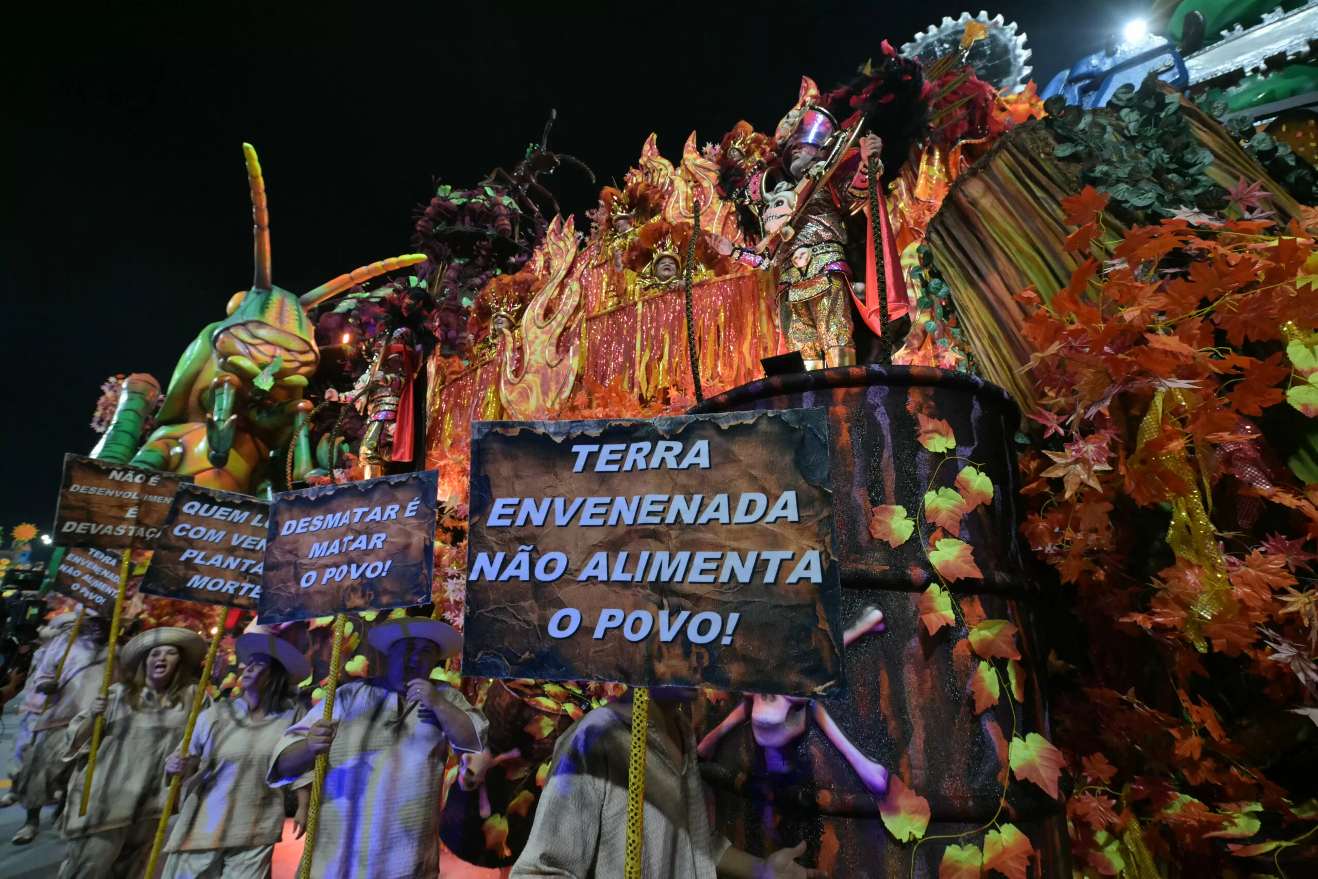 Homenagem ao MST leva o 4º lugar no carnaval e Acadêmicos do Tatuapé participará do desfile das campeãs