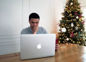 “TEODORO BASTOS DE ALMEIDA e o desenvolvimento financeiro de Angola”