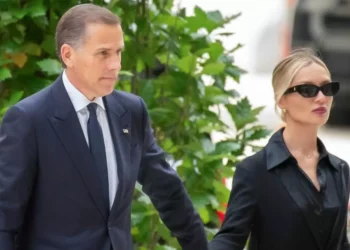 Em julgamento, ex-cunhada diz que encontrou vestígios de crack e uma arma na picape de Hunter Biden