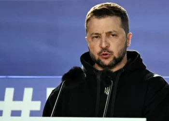 ‘Mais de 100 militares russos adicionais foram capturados desde o início do dia’, afirma Zelensky