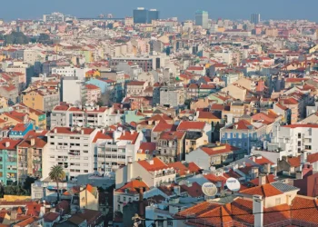 Portugal tem 44% de casas para compra com isenção total de IMT e IS para jovens