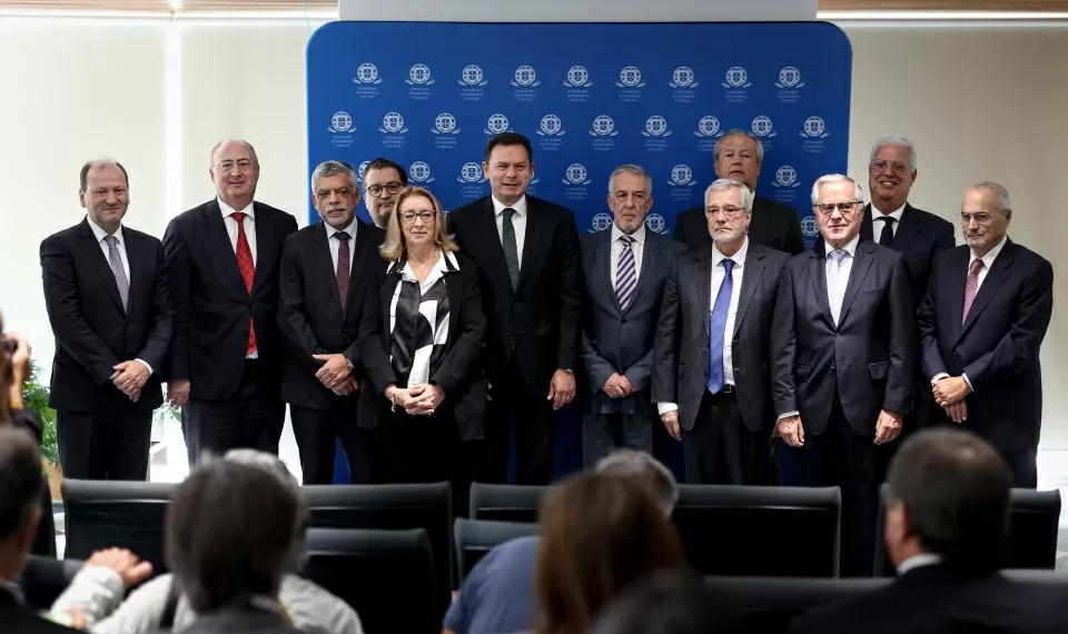 Governo quer incentivar contribuição voluntária para planos de reforma