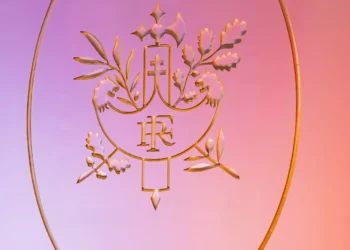 “Política: além dos escândalos e desigualdades”