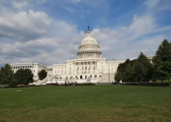 “Perspectivas positivas na política”
