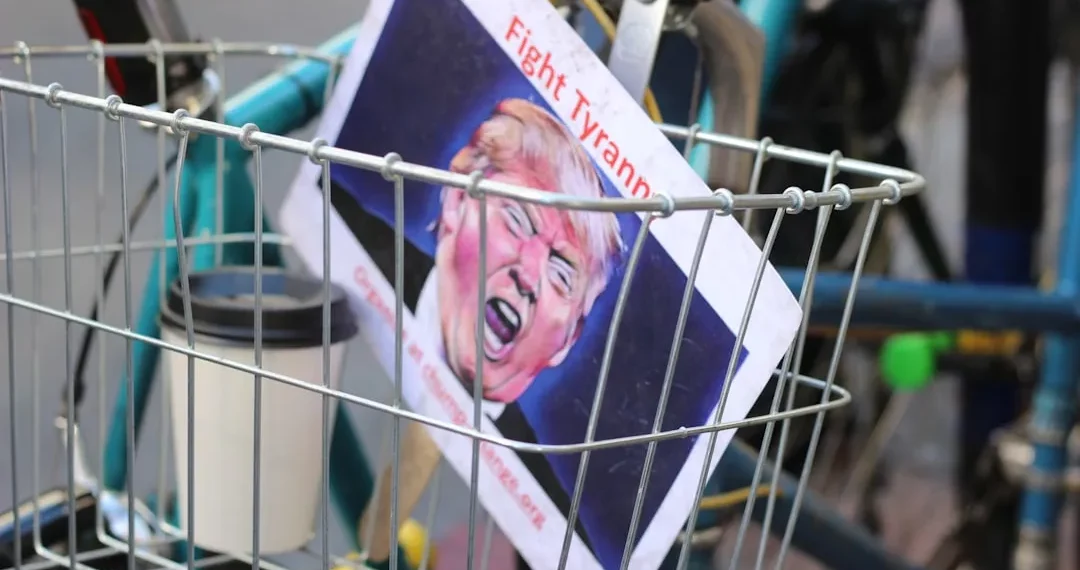 “Experiências positivas na Política: Desafiando estereótipos e mudando perspectivas”