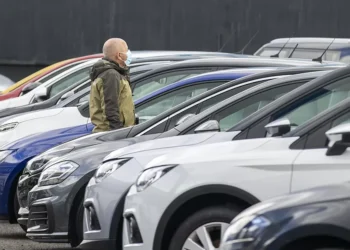 Procura de carros usados aumenta 16% em janeiro de 2025