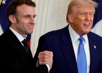 Trump e Macron se encontram e falam que fim da guerra na Ucrânia pode acontecer em semanas