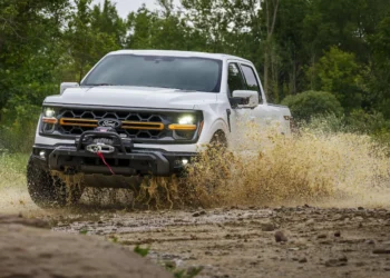Ford terá F-150 e Maverick em versão off-road Tremor no Brasil