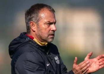 Ex-Corinthians marca com assistência de James Rodríguez no México; veja