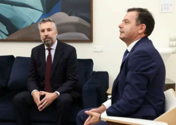 Eleições não afetam rating, mas agência financeira avisa que é preciso manter trajetória orçamental