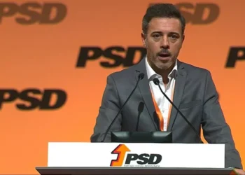 Ministro diz que faz sentido reavaliar plano para os media ainda este ano