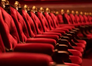 Teatro D. Maria II estreia ‘Cabe mais um?’ em Ourém