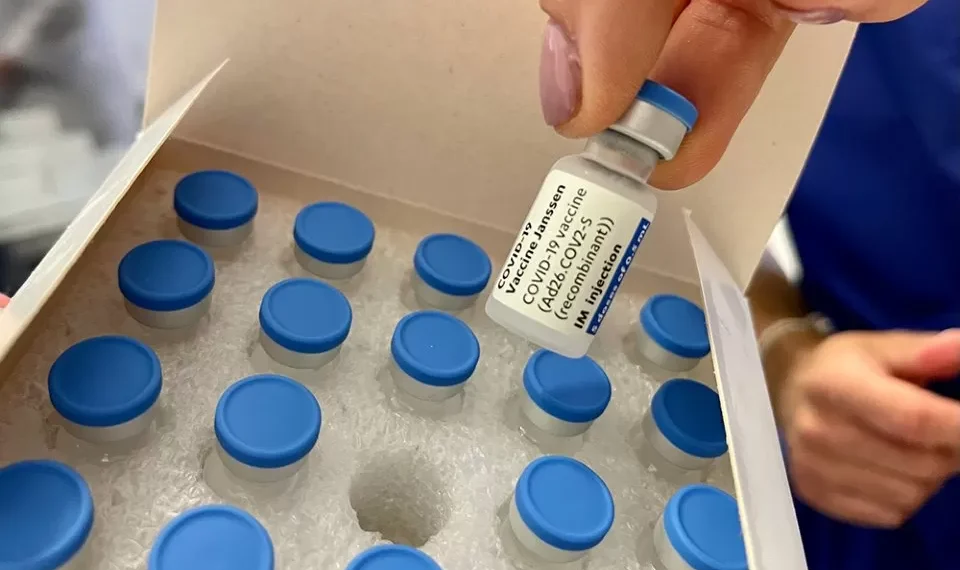 Aliança Global para as Vacinas alerta que redução do financiamento dos EUA pode matar mais de um milhão de pessoas