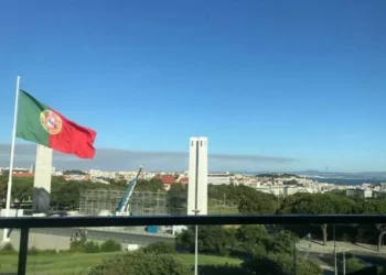 Fitch mantém rating de Portugal em ‘A-‘ e salienta “instabilidade” política