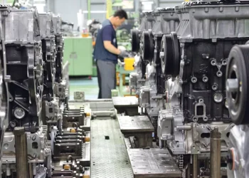 Colocação de trabalhadores com contrato temporário sobe 2,5% no quatro trimestre