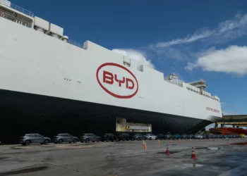 BYD volta a formar estoque no Brasil e Anfavea defende aumento de impostos