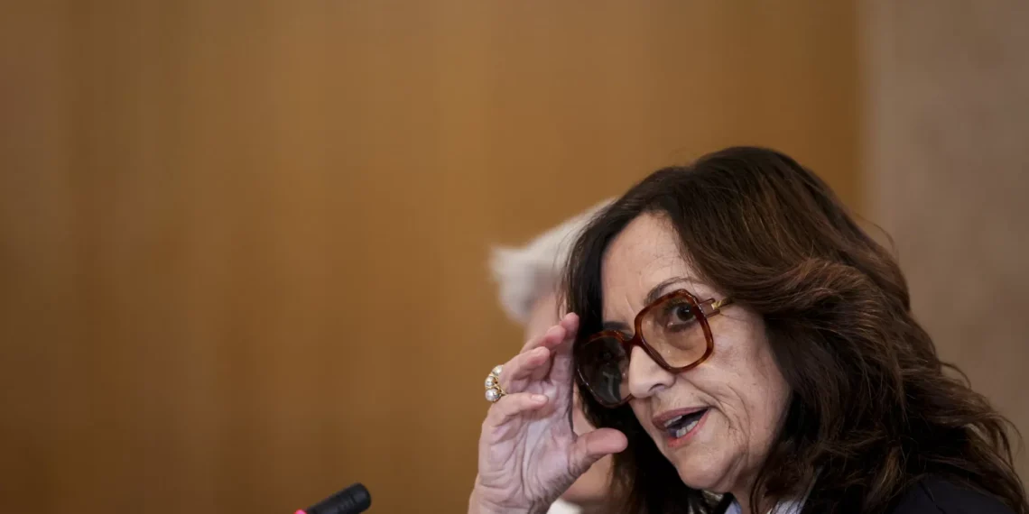 Ministra da Cultura quer reduzir para 6% IVA dos galeristas de arte