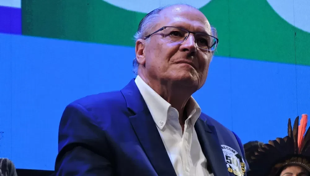 Alckmin conversa com secretário de Comércio dos EUA por videoconferência