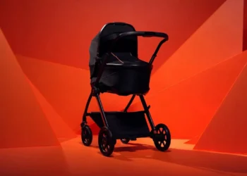 Lamborghini lança carrinho de bebê – e custa o mesmo que um Gol quadrado