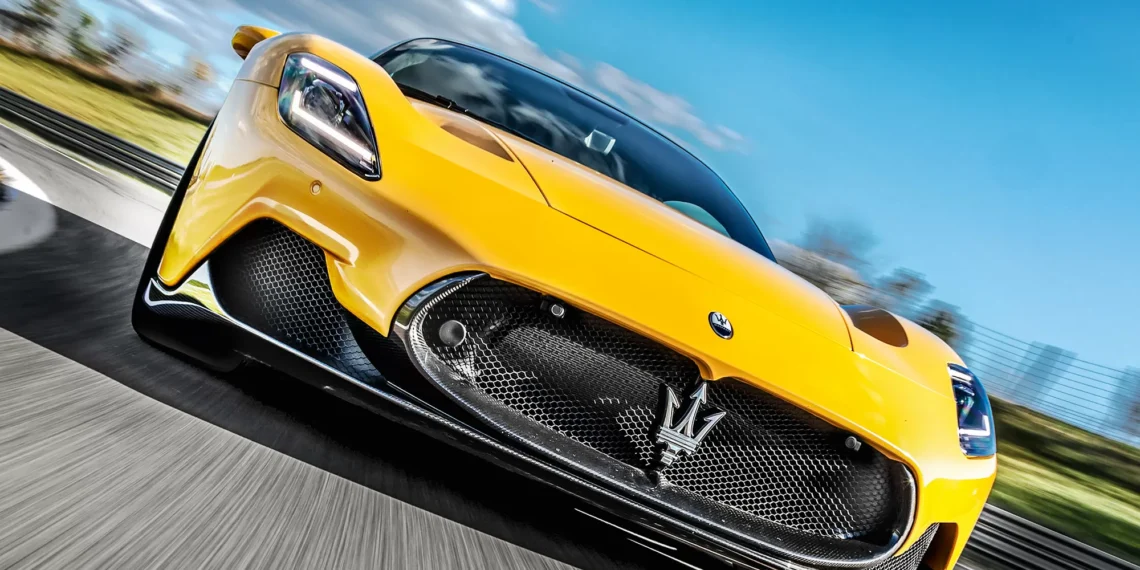 Stellantis pode vender Alfa Romeo e Maserati devido à guerra tarifária