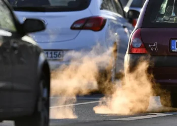 Mover obriga redução de 50% das emissões e prevê que carros sejam recicláveis