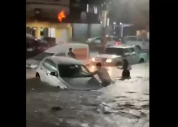 Chuva causa estragos no Sudeste do Brasil
