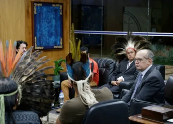 Congresso pede mais tempo para conciliação sobre marco temporal: ‘Até quando vamos esperar?’, diz liderança indígena