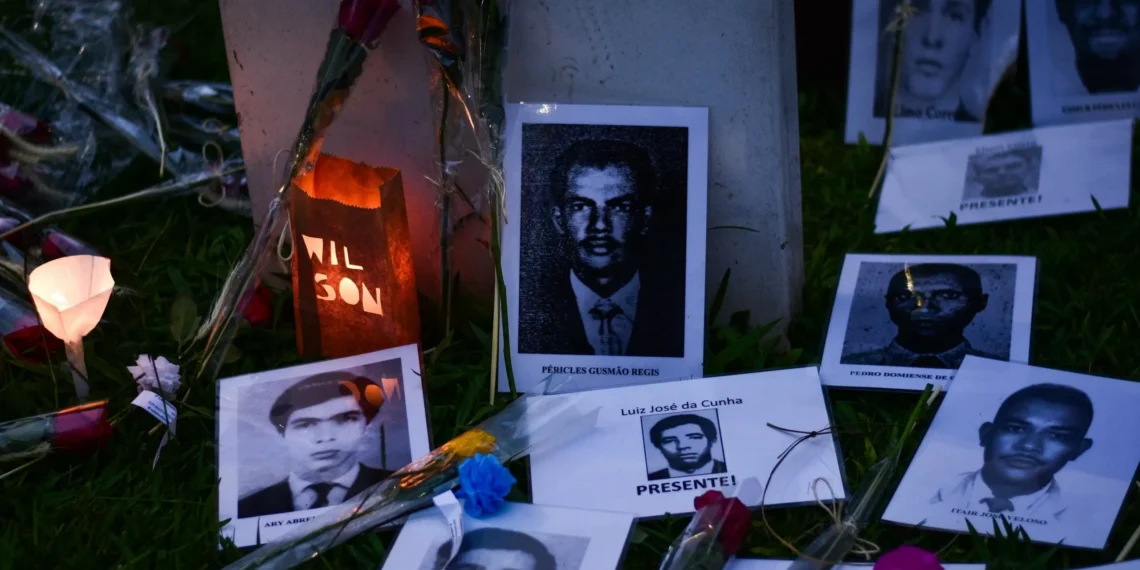 ‘Ditadura nunca mais’: Caminhada do Silêncio em SP homenageia vítimas da ditadura e da violência de Estado