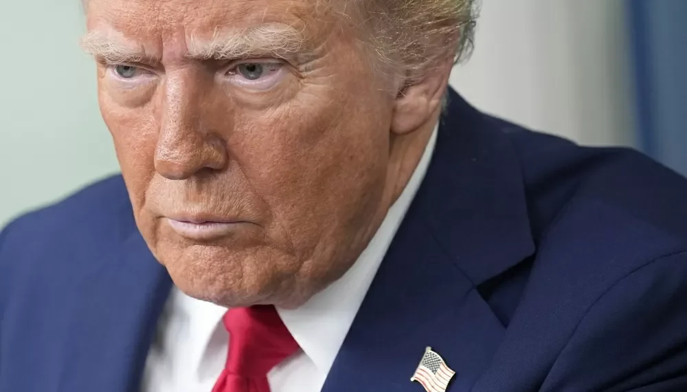 Irã rejeita negociações diretas com EUA sobre programa nuclear