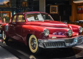 Tucker 48 era o carro do futuro há quase 80 anos, mas fracassou