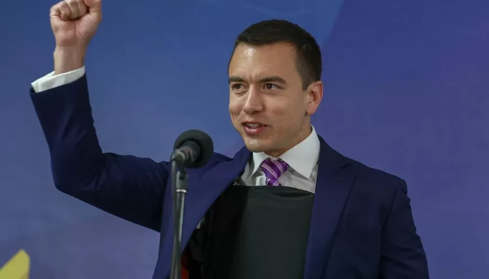 Presidente do Equador pede apoio militar aos EUA em reunião com Trump