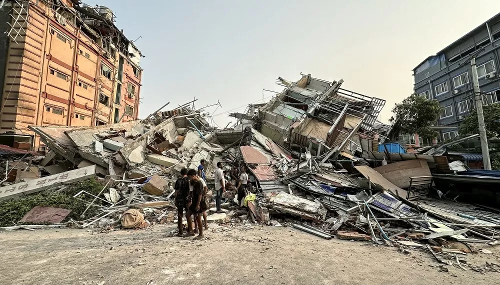 Tremor em Mianmar já resultou na morte de 3.300 pessoas