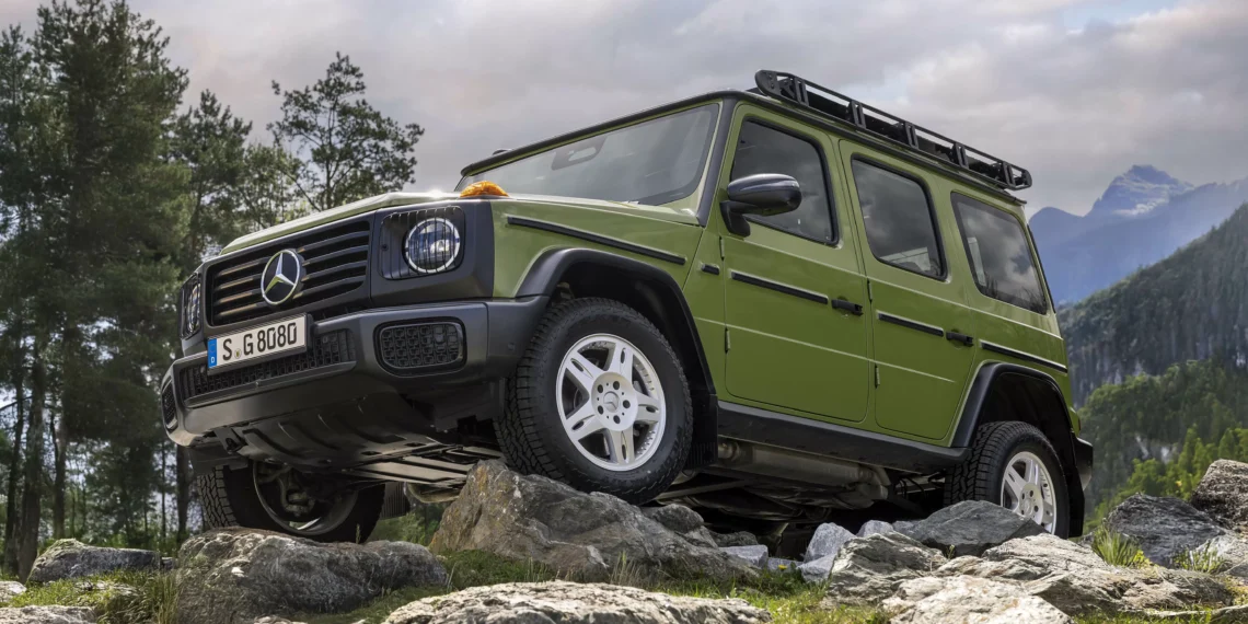 Mercedes Classe G ganha série com cara de anos 80 e nome bizarro