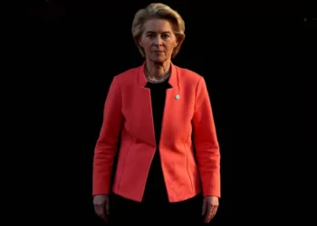 União Europeia se mobiliza para responder tarifas de importação de Trump