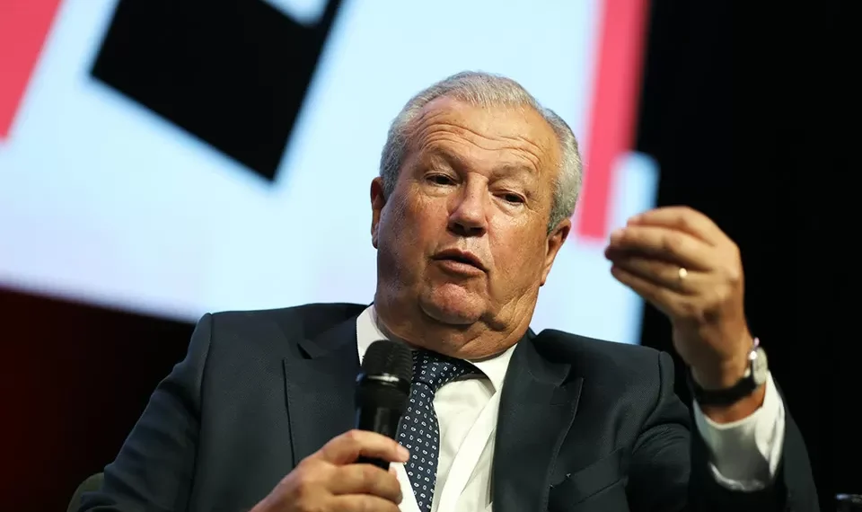 Tarifas: CTP teme que perda de poder de compra dos norte-americanos afete turismo nacional