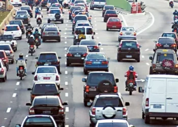 Isenção nacional de IPVA para veículos com 20 anos avança na Câmara