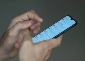 Governo Trump isenta smartphones e computadores de tarifas recíprocas