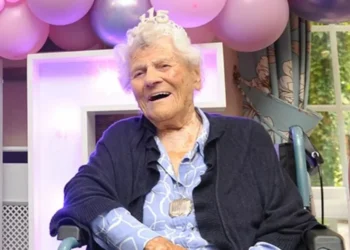 Mulher mais velha do mundo revela segredo para viver até os 115 anos