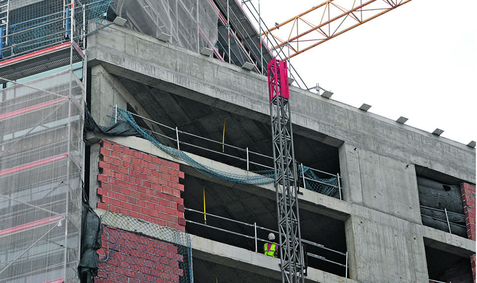 Licenças para construção nova e reabilitação habitacional sobem 9,5% até fevereiro